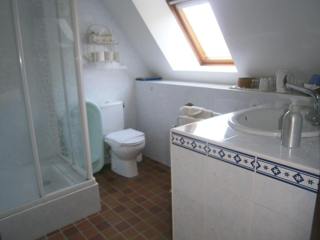 Les Chaumieres De Kerimel Bed & Breakfast Ploemel Exterior foto